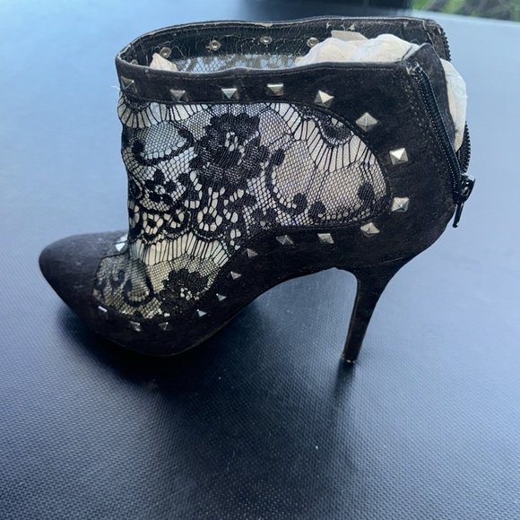 Black Lace & Studded High Heel Bootie, Size 8 - Picture 4 of 5